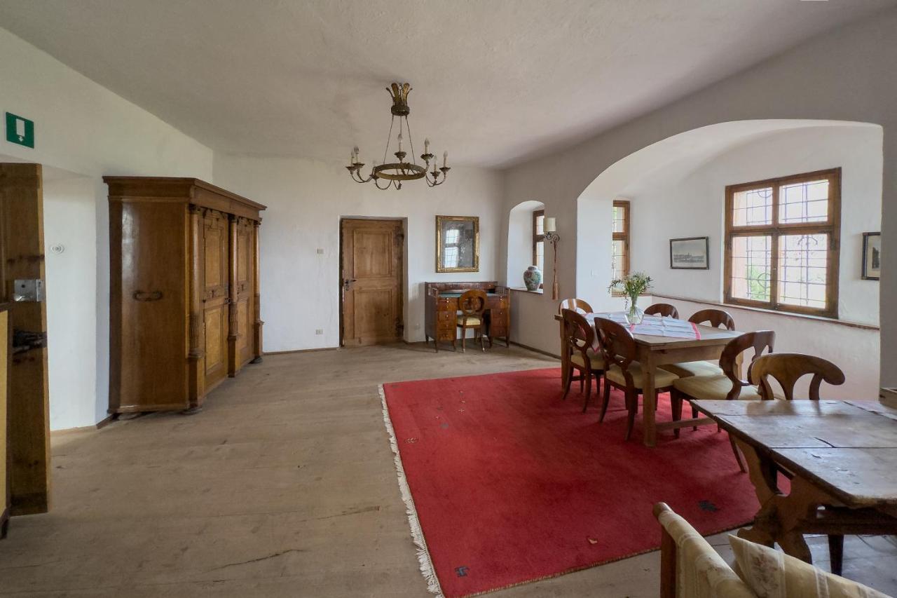 Ansitz Zinnenberg Appiano Sulla Strada Del Vino Esterno foto
