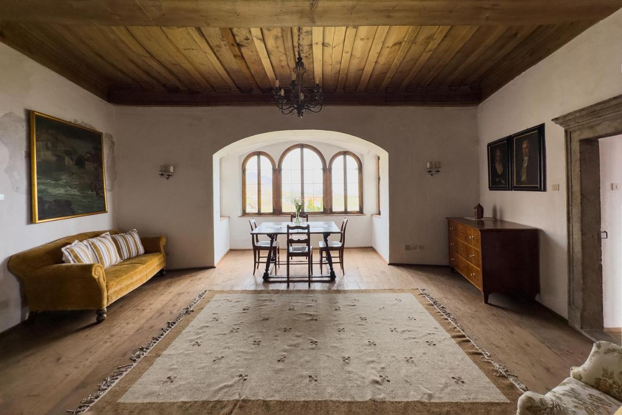 Ansitz Zinnenberg Appiano Sulla Strada Del Vino Esterno foto
